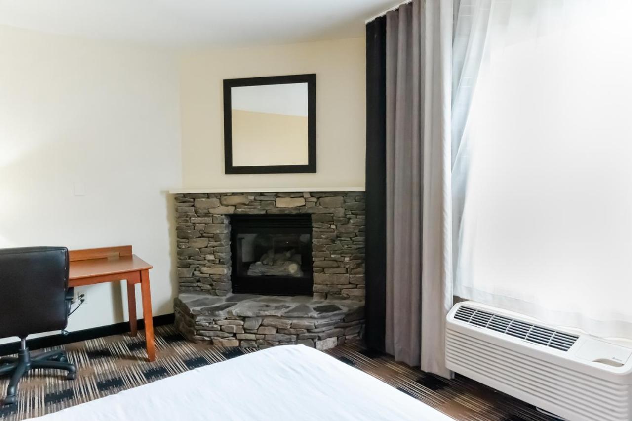 Country Inn & Suites By Radisson, Helen, Ga Eksteriør billede